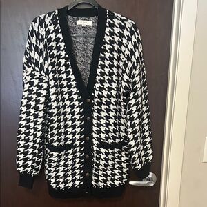 LOFT Black and White Knit Sweater